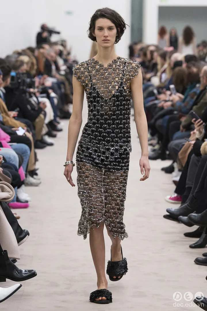 BST-thoi-trang-ready-to-wear-paco-rabanne-thu-dong-2018 10_zpsasvobild.jpg