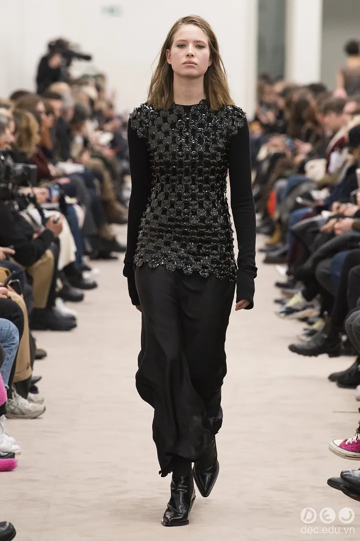 BST-thoi-trang-ready-to-wear-paco-rabanne-thu-dong-2018 13_zpsd4phg3nc.jpg