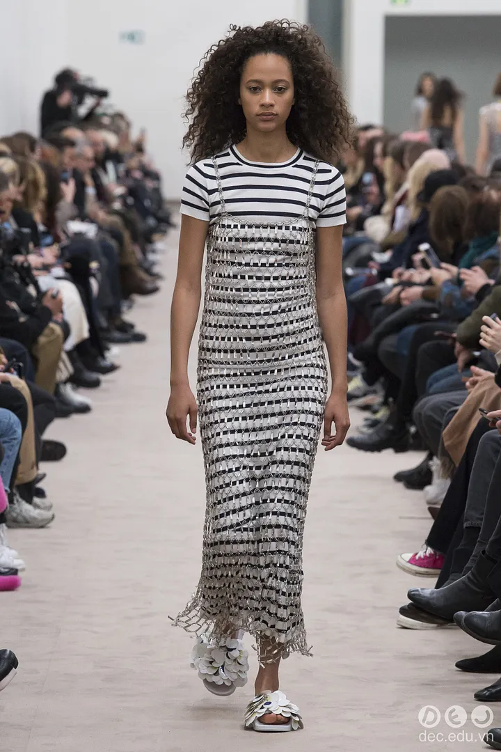 BST-thoi-trang-ready-to-wear-paco-rabanne-thu-dong-2018 5_zpst5dte2aq.jpg