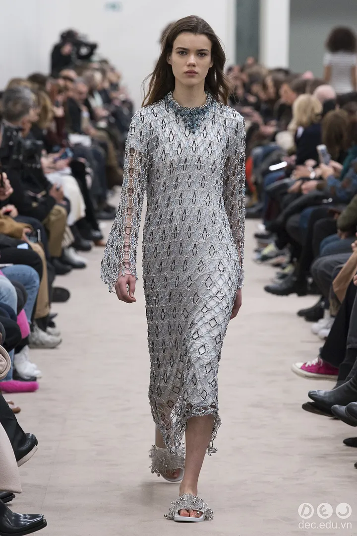 BST-thoi-trang-ready-to-wear-paco-rabanne-thu-dong-2018 8_zpsb7yjzyvx.jpg