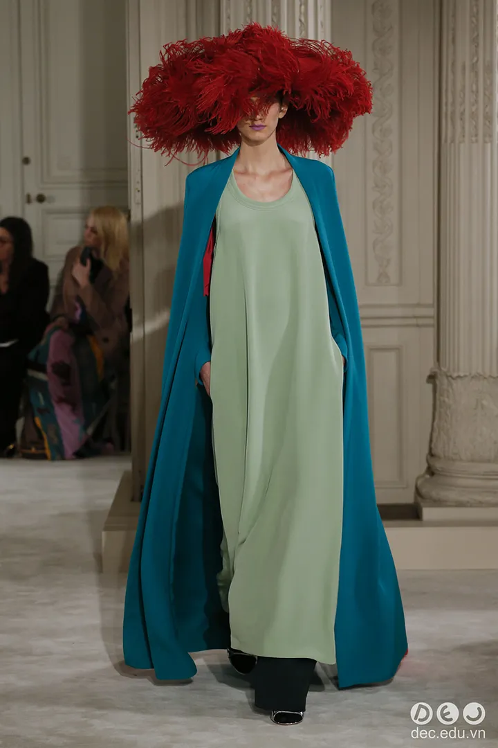 BST-thoi-trang-valentino-Xuan-2018-Couture 19_zpsv78axzl5.jpg