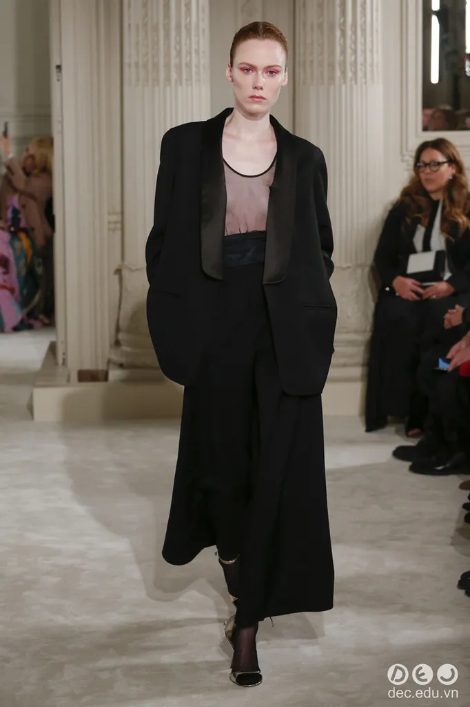 BST-thoi-trang-valentino-Xuan-2018-Couture 29_zpsb1d9comr.jpg