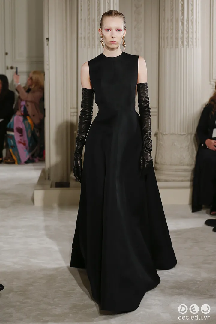 BST-thoi-trang-valentino-Xuan-2018-Couture 32_zpsbbghwnum.jpg