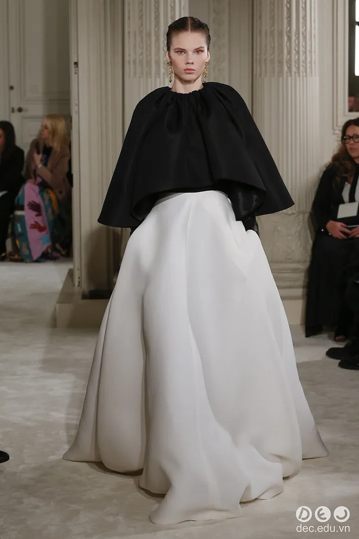 BST-thoi-trang-valentino-Xuan-2018-Couture 33_zpsae3fo2mw.jpg