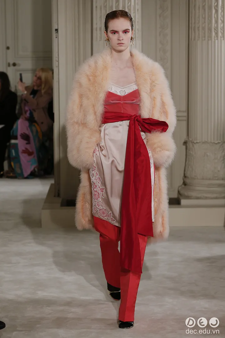 BST-thoi-trang-valentino-Xuan-2018-Couture 36_zpsqlqpthuq.jpg