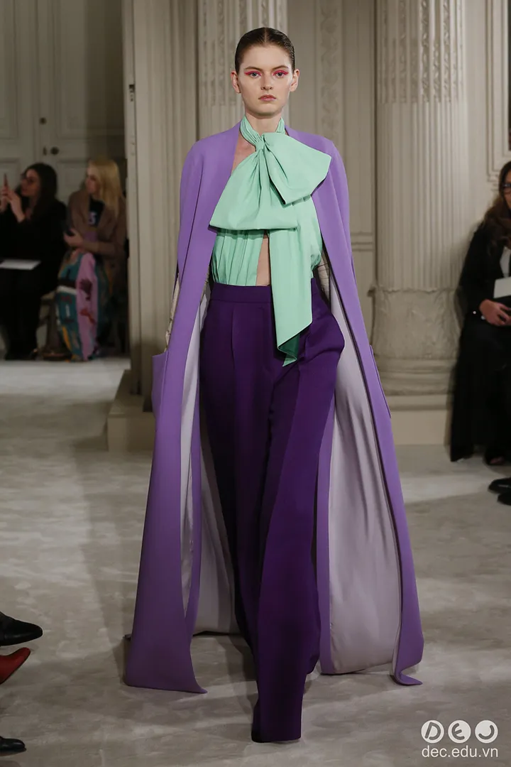 BST-thoi-trang-valentino-Xuan-2018-Couture 3_zpszdk9myfp.jpg