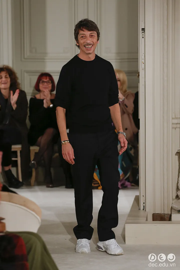 BST-thoi-trang-valentino-Xuan-2018-Couture 69_zpsp47y2mku.jpg