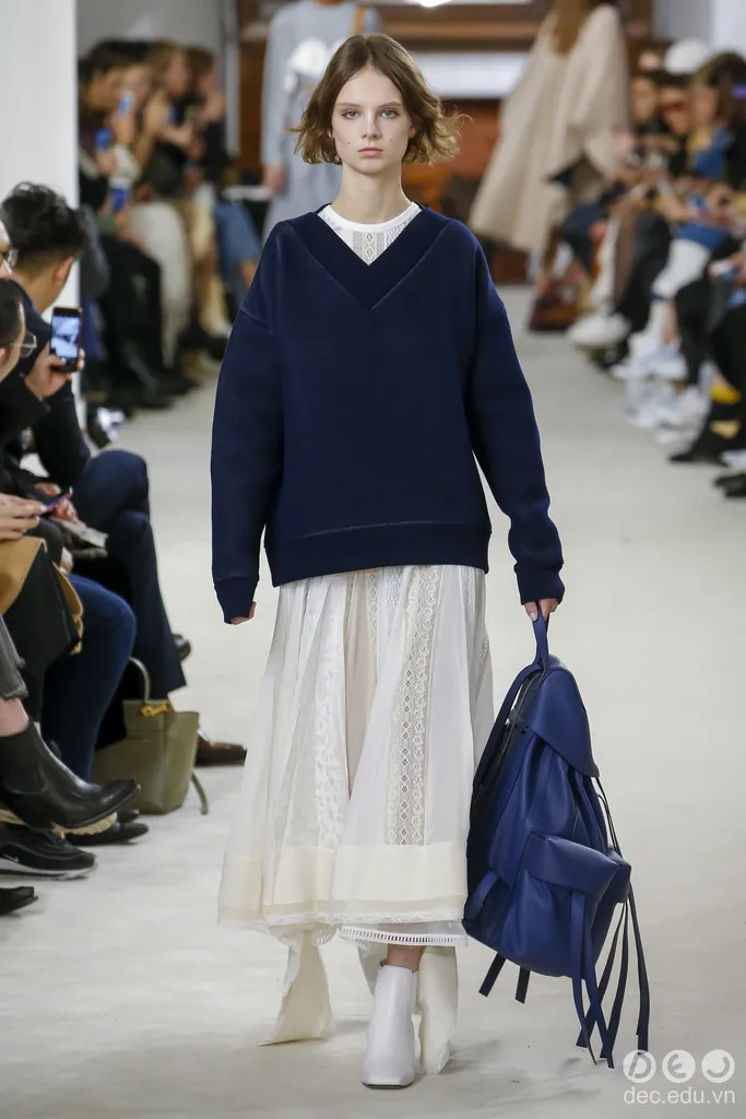 BST-thoi-trang -Ready-to-Wear -Loewe-Thu-Dong- 2018 22_zps49y1hdih.jpg