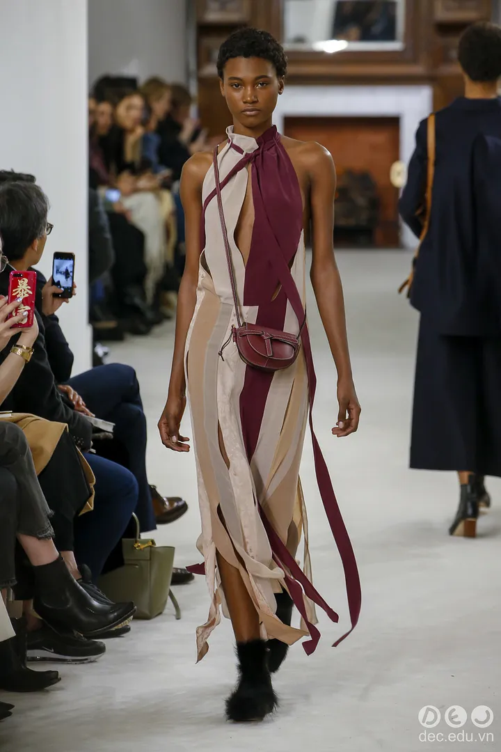 BST-thoi-trang -Ready-to-Wear -Loewe-Thu-Dong- 2018 42_zpsyqz5tbrv.jpg