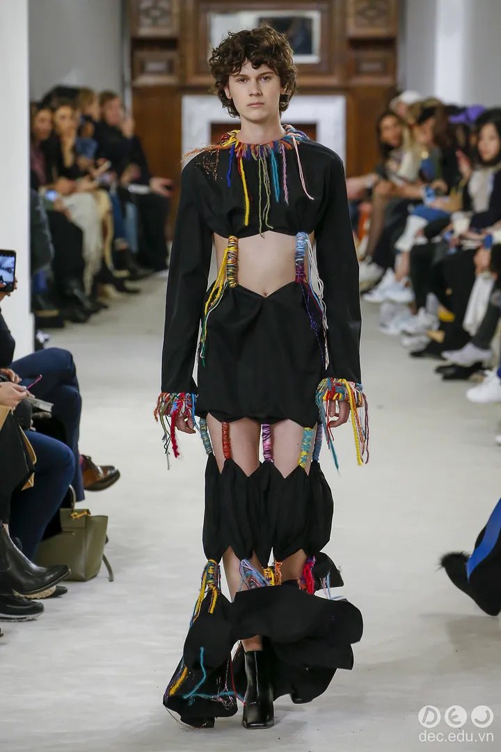 BST-thoi-trang -Ready-to-Wear -Loewe-Thu-Dong- 2018 45_zps8mwxjz5q.jpg