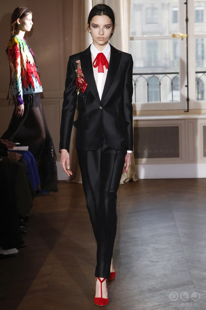 bo-hinh-thoi-trang-Haute -Couture-Spring 2017-Schiaparelli 14_zpshprzfwau.jpg