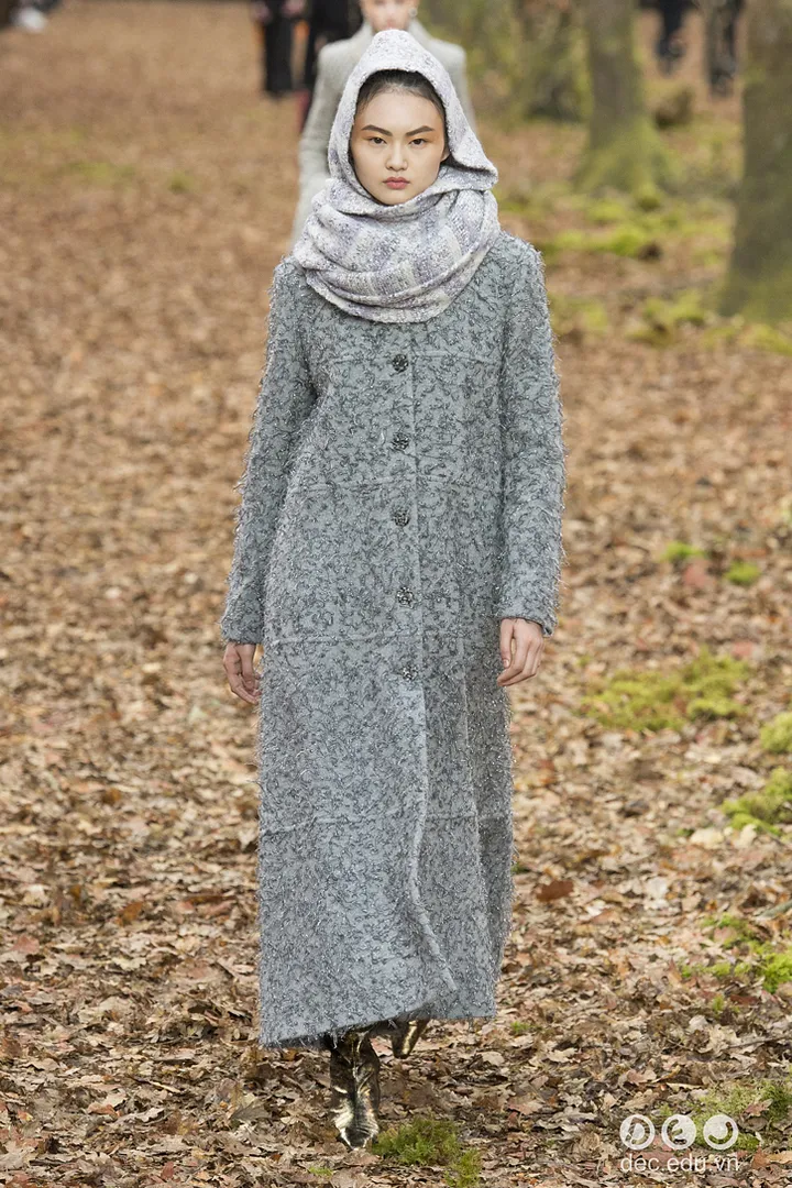  bst-thoi-trang-ready-to-wear-chanel-thu-dong-2018 12_zps8y0aplad.jpg