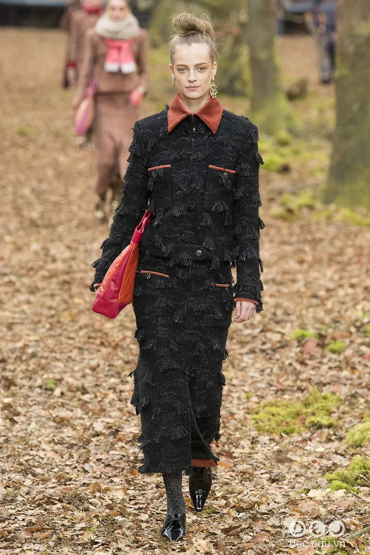 bst-thoi-trang-ready-to-wear-chanel-thu-dong-2018 29_zpsvky3llxr.jpg