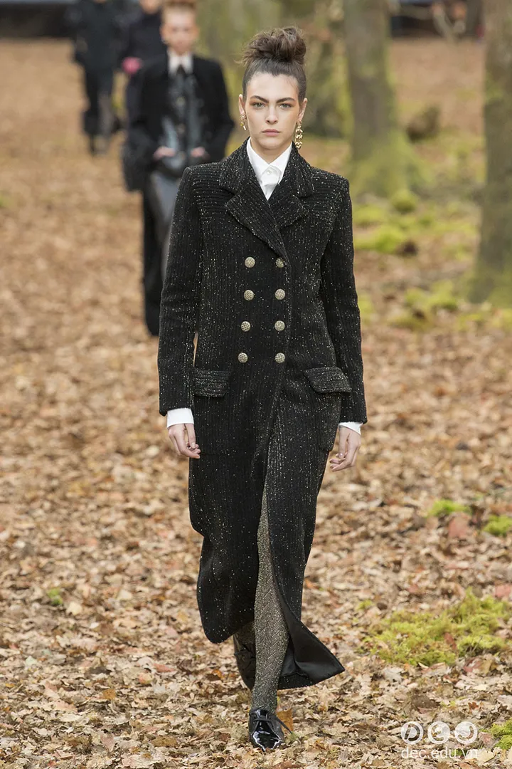 bst-thoi-trang-ready-to-wear-chanel-thu-dong-2018 3_zpsbq2bay6j.jpg