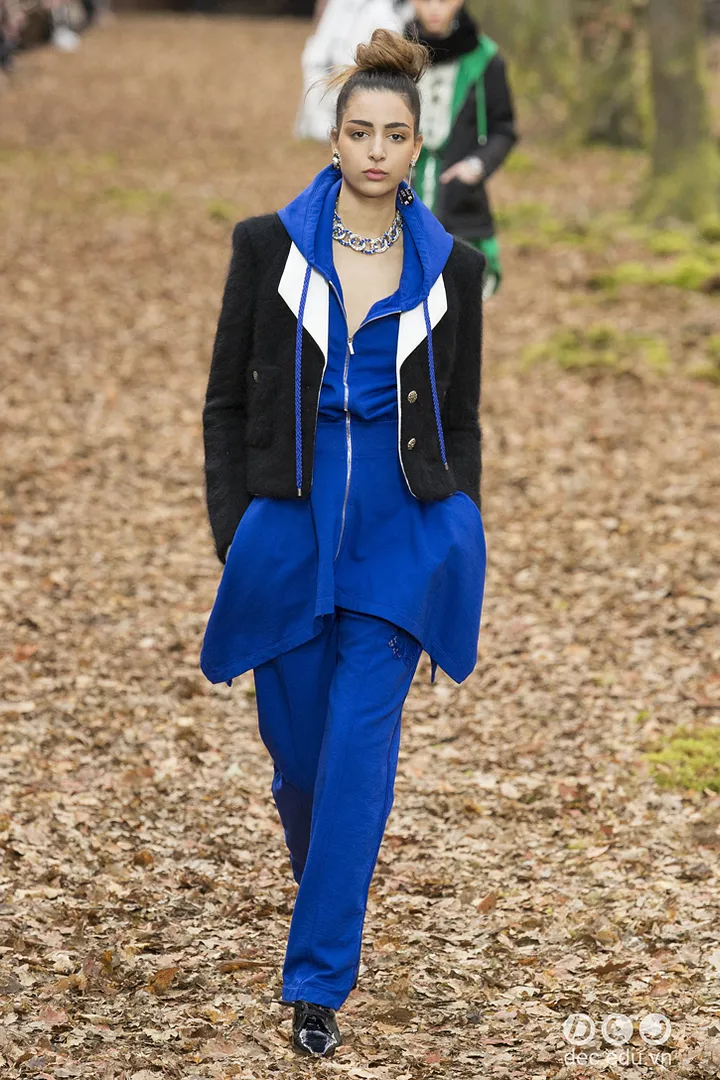 bst-thoi-trang-ready-to-wear-chanel-thu-dong-2018 65_zpsrym1zv2f.jpg