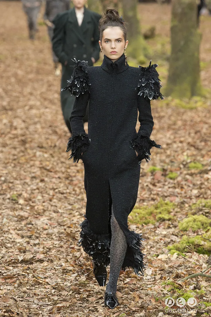bst-thoi-trang-ready-to-wear-chanel-thu-dong-2018 6_zps6tg9c6bk.jpg