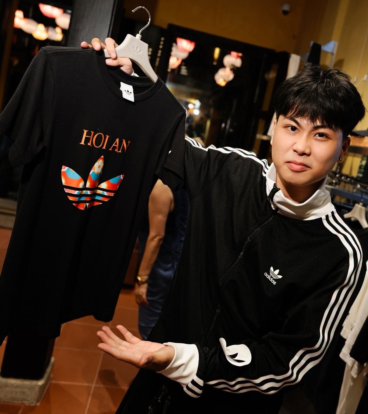 Câu chuyện bản địa hóa của adidas