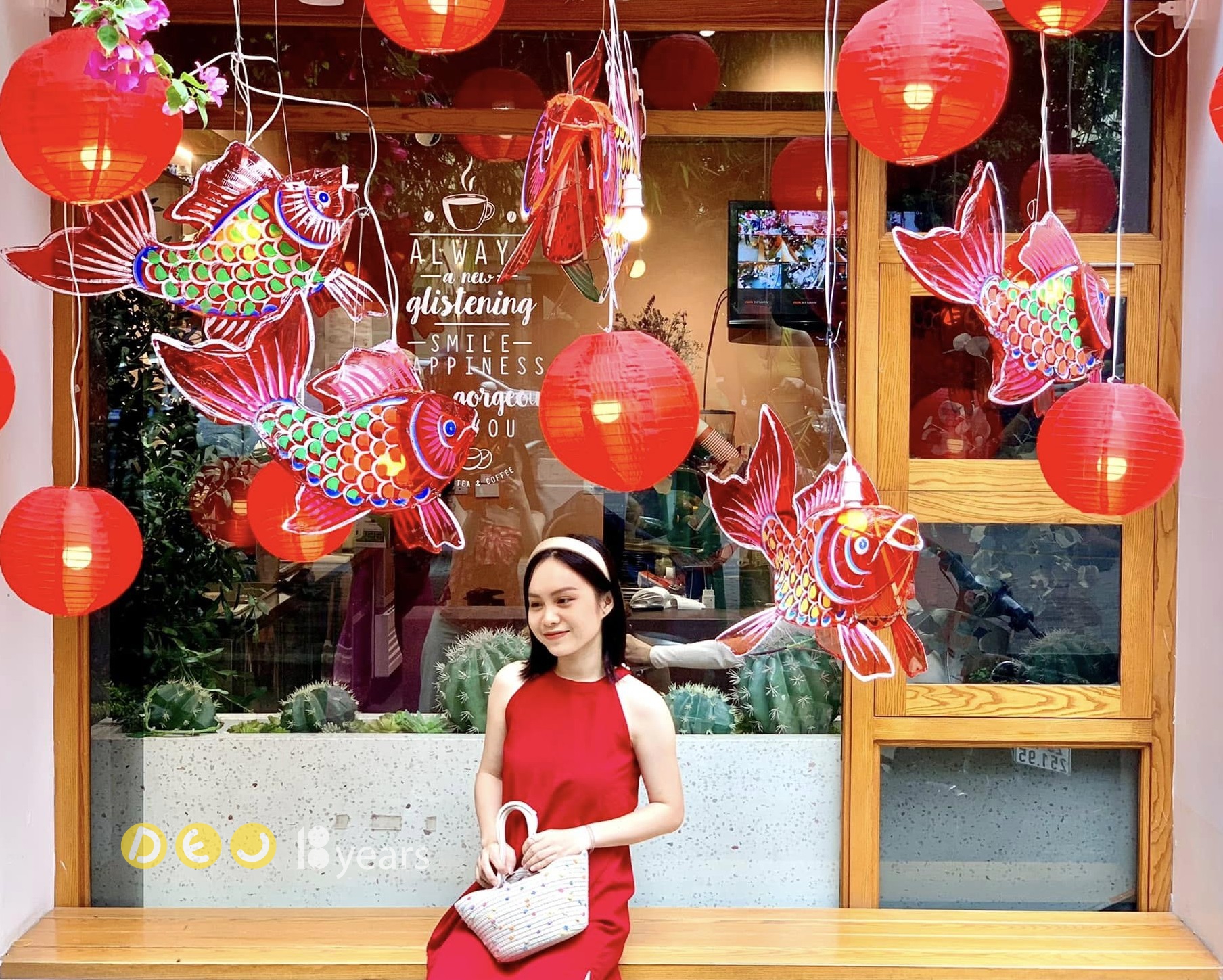 Học viên lớp học Cắt May tại DEC Học viên tự cắt may trang phục để tham gia sự kiện