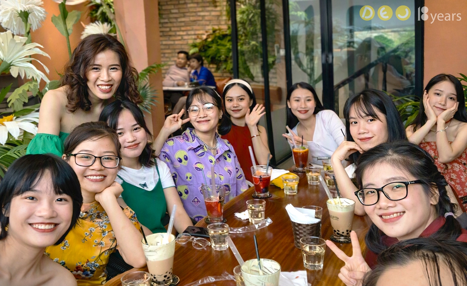 Học viên DEC offline Trung Thu Decer vui Trung Thu