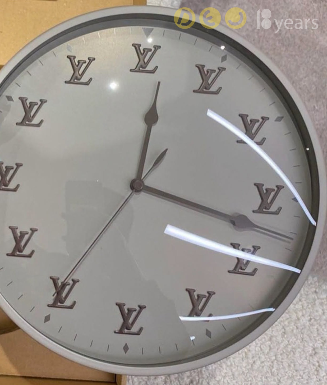 LV – Men’s Fall/Winter 2020: Chiếc đồng hồ chạy ngược Louis Vuitton – Men’s Fall/Winter 2020